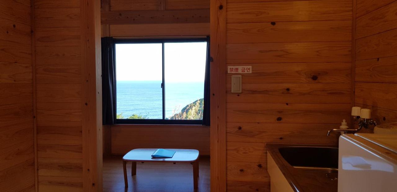 Tsushima Izuhara Pension Eksteriør billede